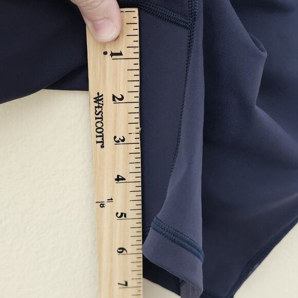 Lululemon Midnight Navy Train Times Short 6" Full-On Luxtreme Biker Size 4 - Picture 9 of 9